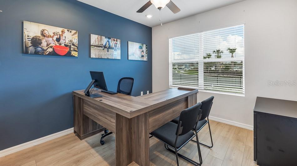 OAKFIELD LAKES - Residential