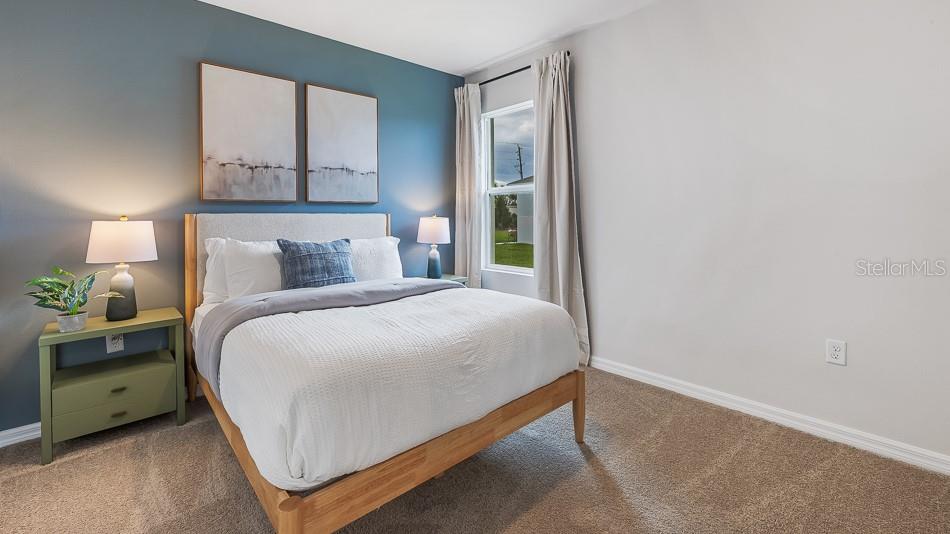 OAKFIELD LAKES - Residential