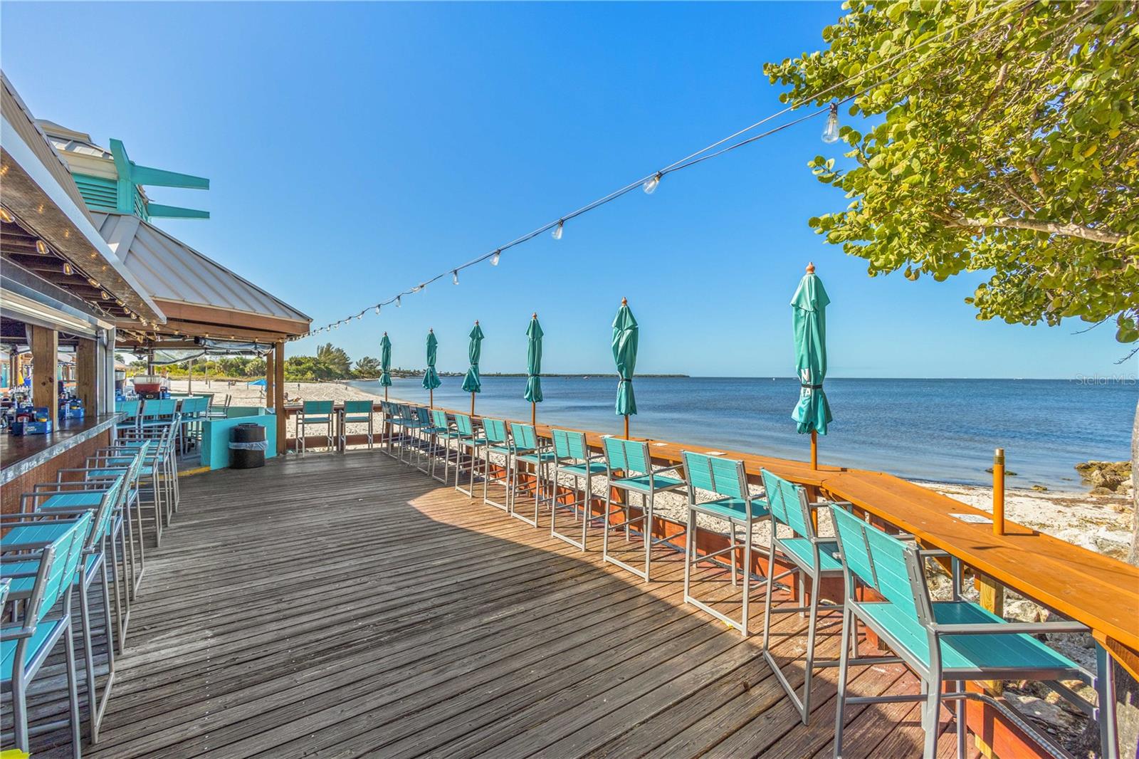 ISLAND RESORT AT MARINERS CLUB - Residential