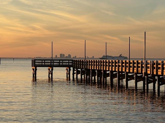 ISLAND RESORT AT MARINERS CLUB - Residential