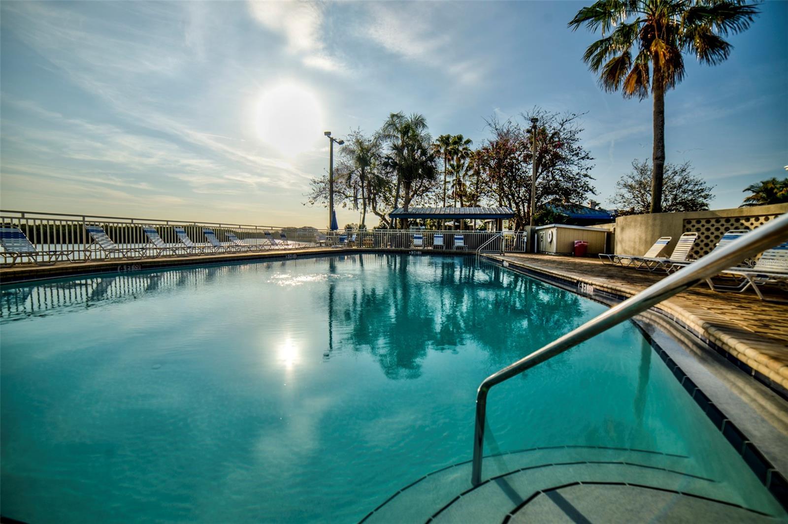 ISLAND RESORT AT MARINERS CLUB - Residential