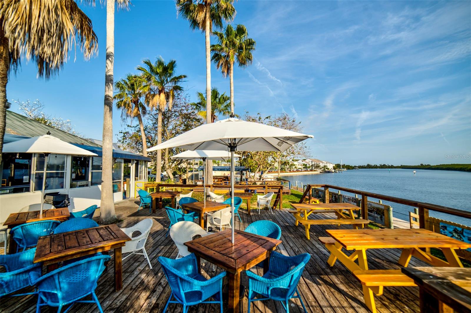 ISLAND RESORT AT MARINERS CLUB - Residential