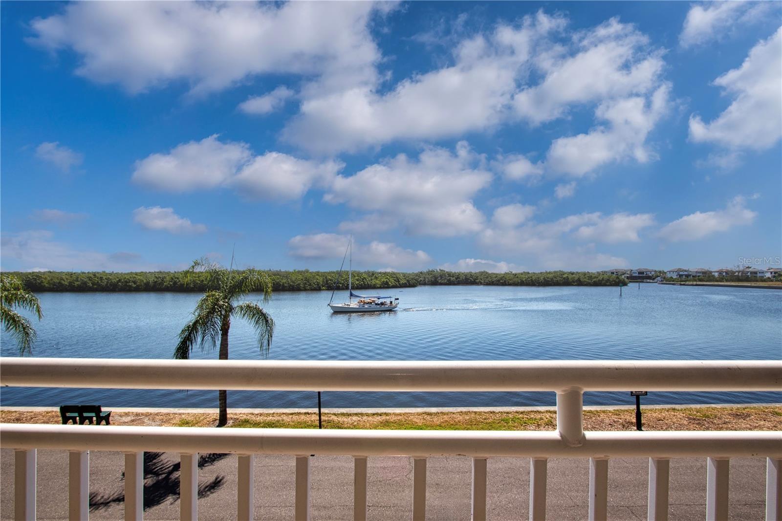ISLAND RESORT AT MARINERS CLUB - Residential