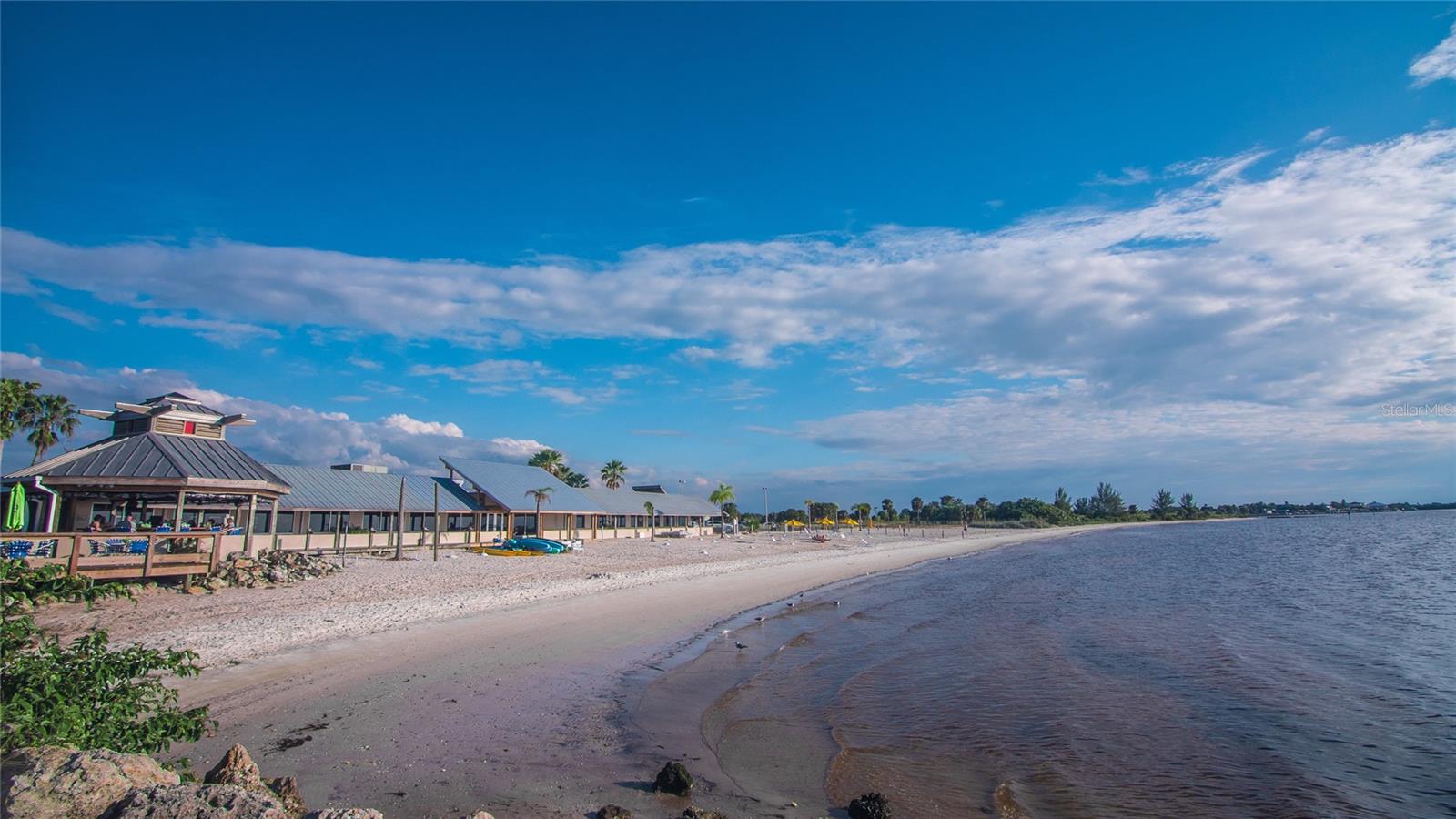 ISLAND RESORT AT MARINERS CLUB - Residential