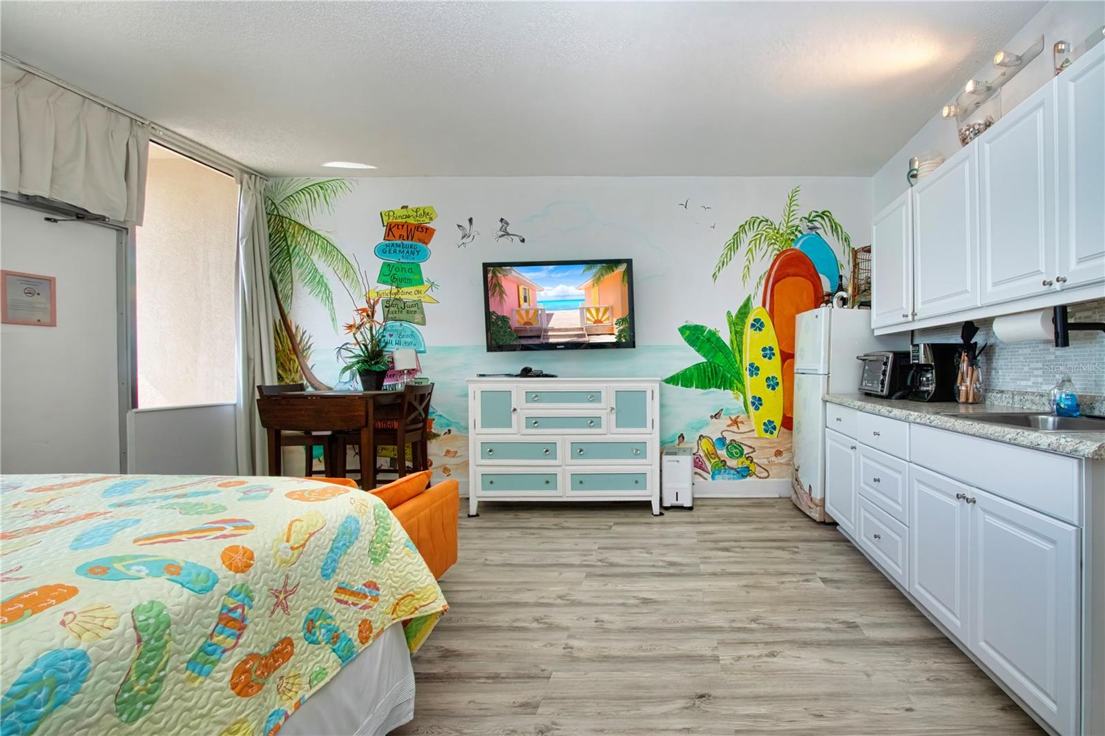 ISLAND RESORT AT MARINERS CLUB - Residential