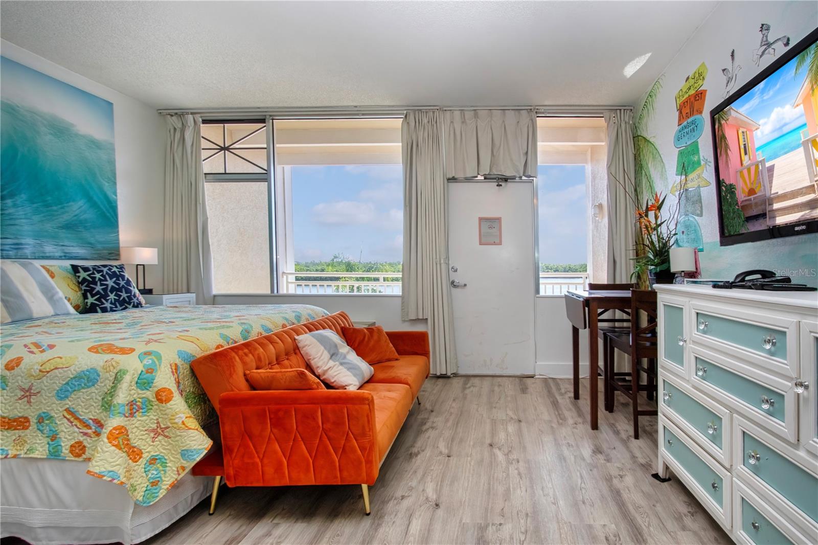 ISLAND RESORT AT MARINERS CLUB - Residential
