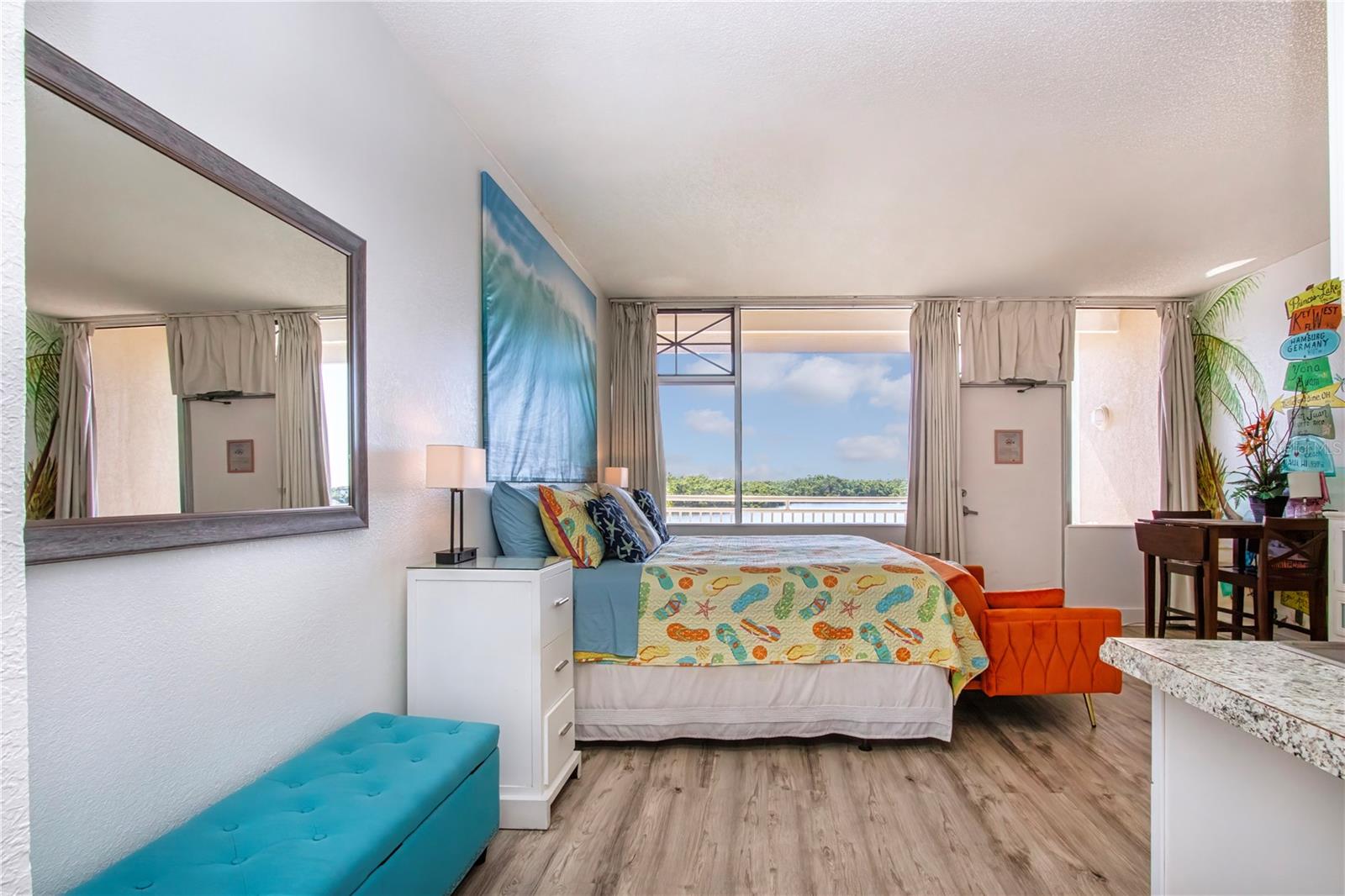 ISLAND RESORT AT MARINERS CLUB - Residential