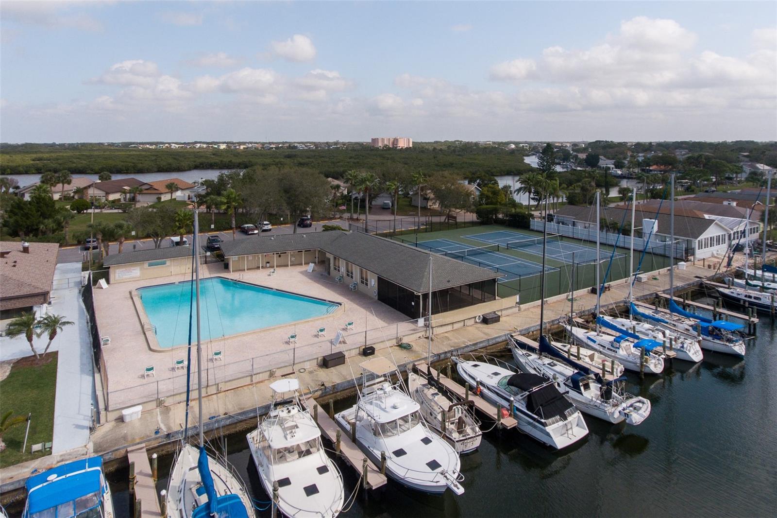 GULF HARBORS WOODLANDS - Residential