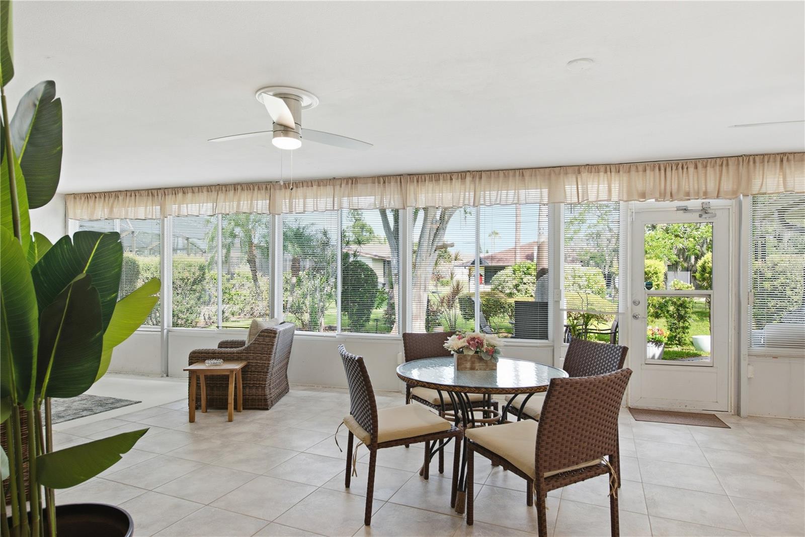 GULF HARBORS WOODLANDS - Residential