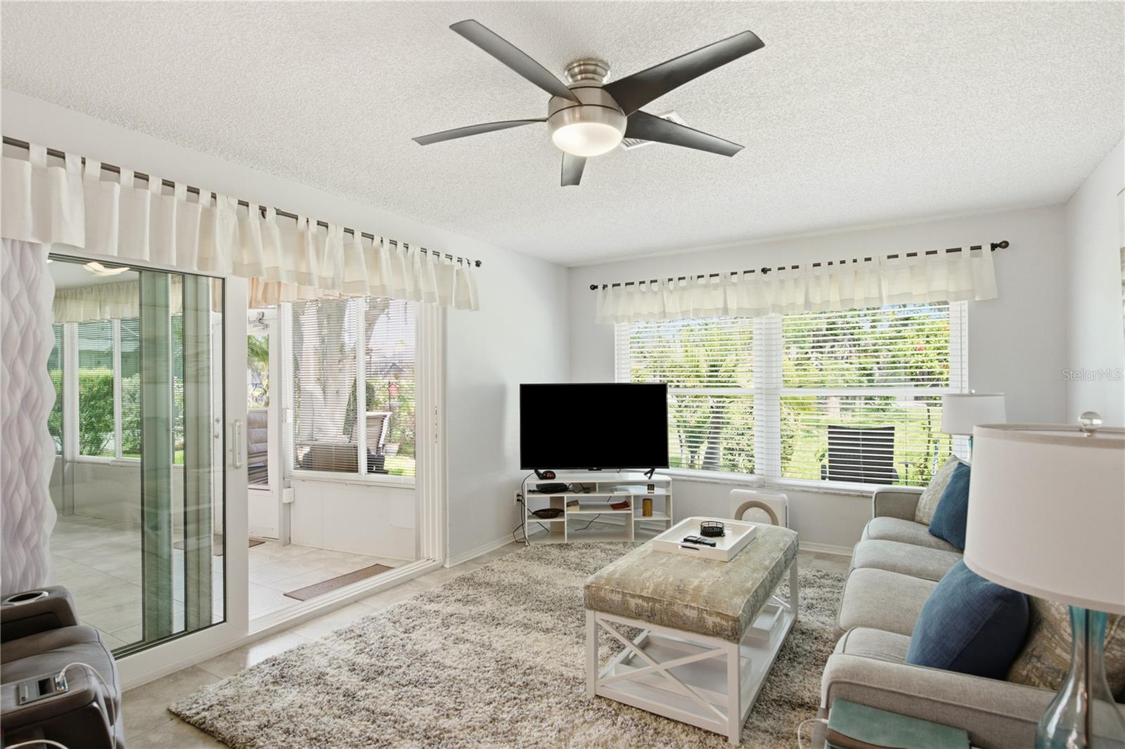 GULF HARBORS WOODLANDS - Residential