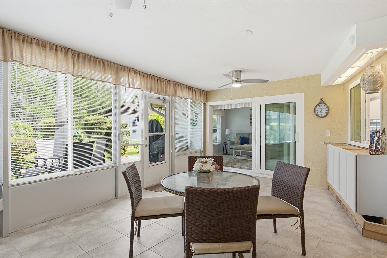 GULF HARBORS WOODLANDS - Residential