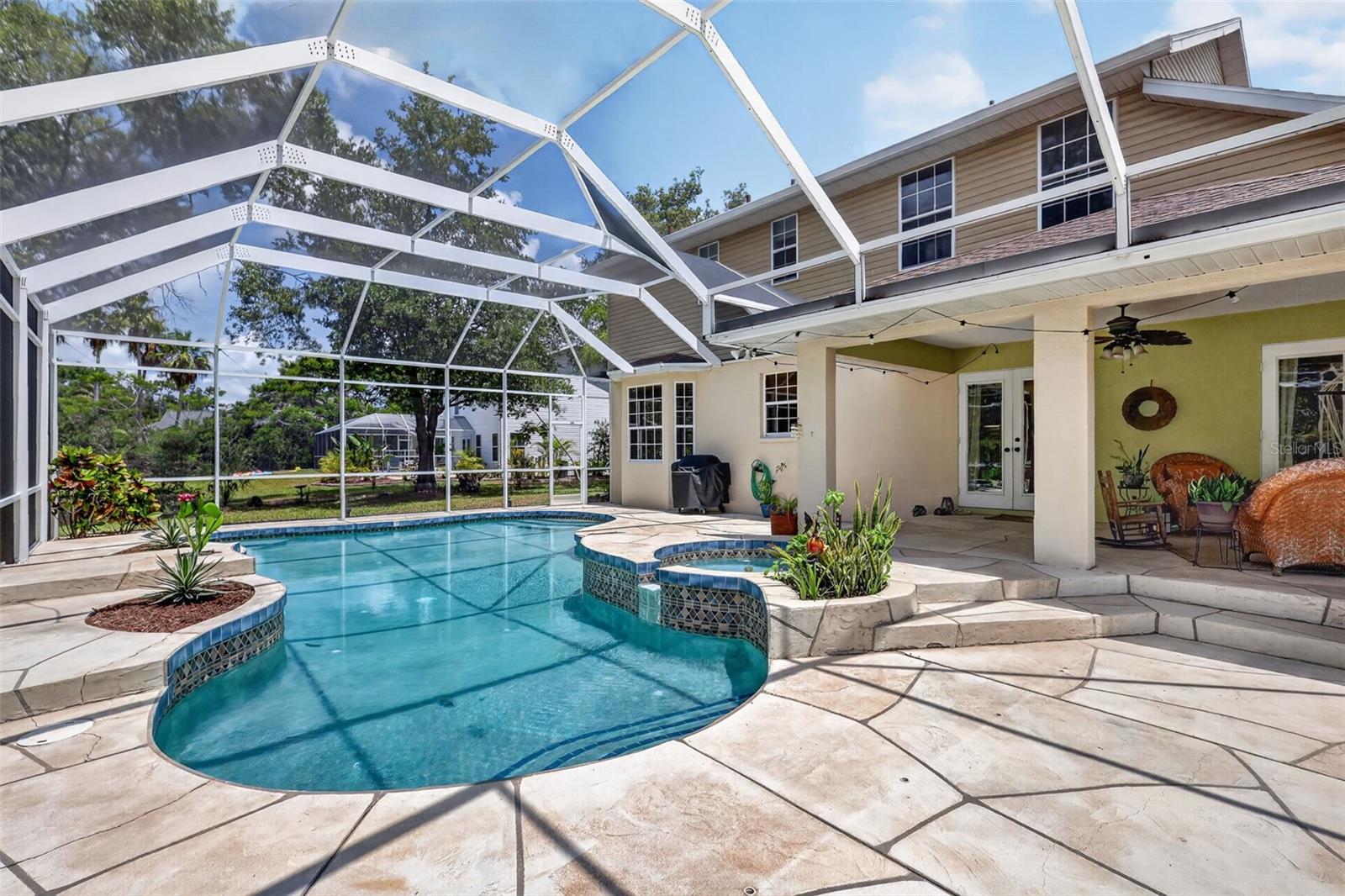 MILL CREEK PH V - Residential
