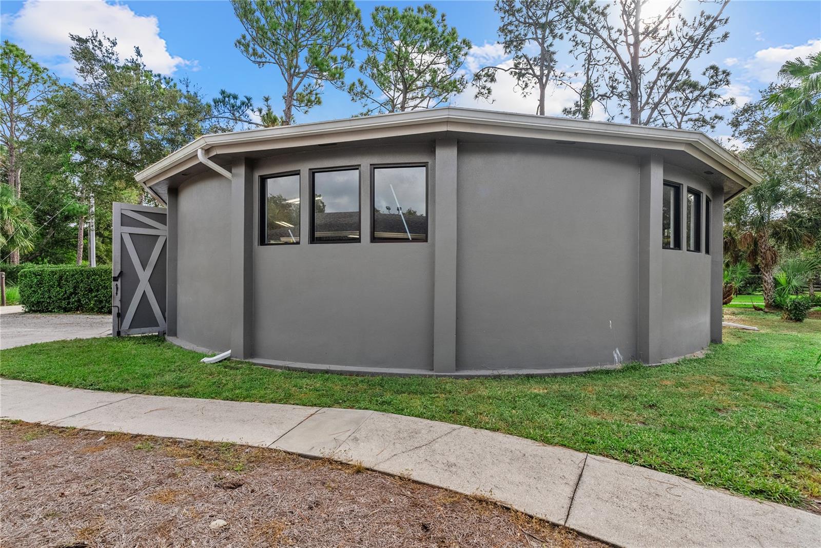 SADDLE CREEK - Residential
