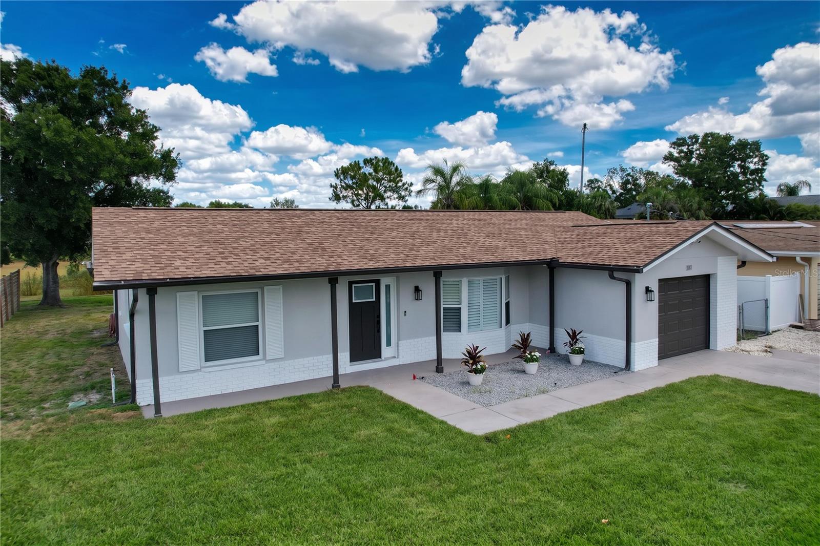 BAYWOOD VILLAGE SEC 4 - Residential
