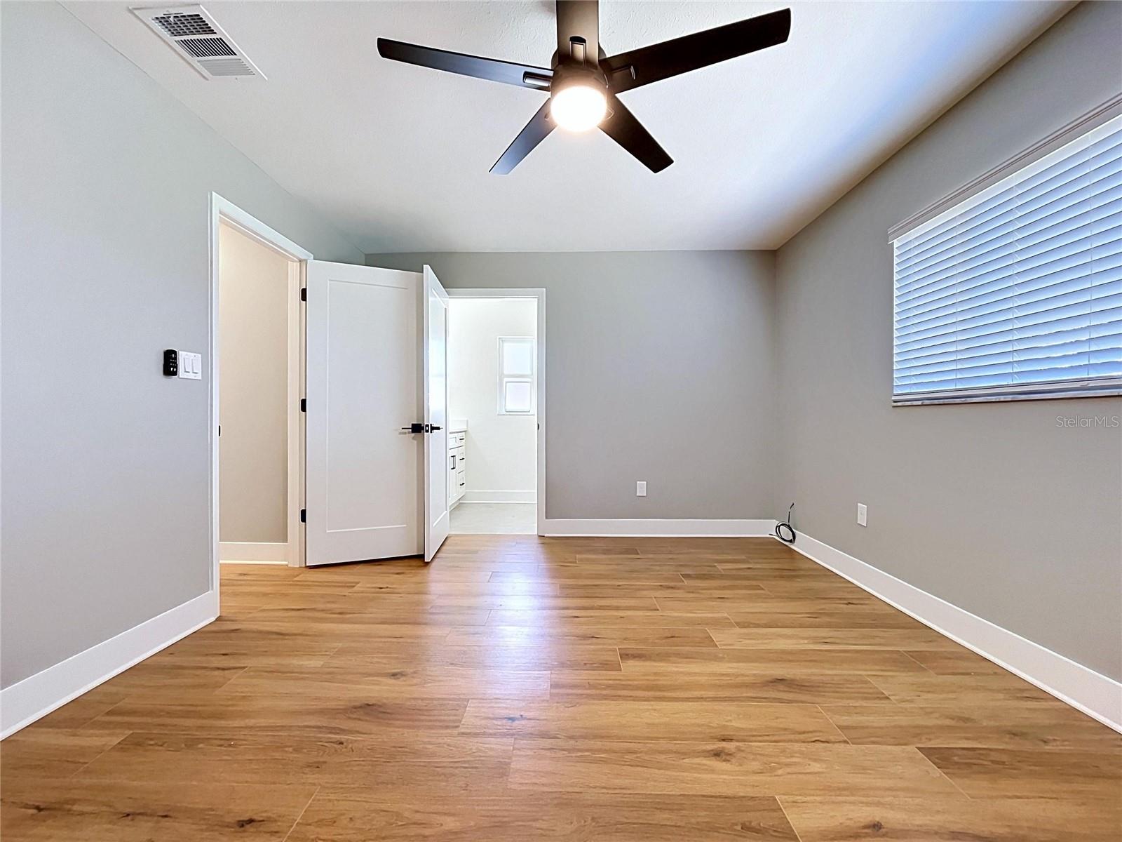 BAYWOOD VILLAGE SEC 4 - Residential