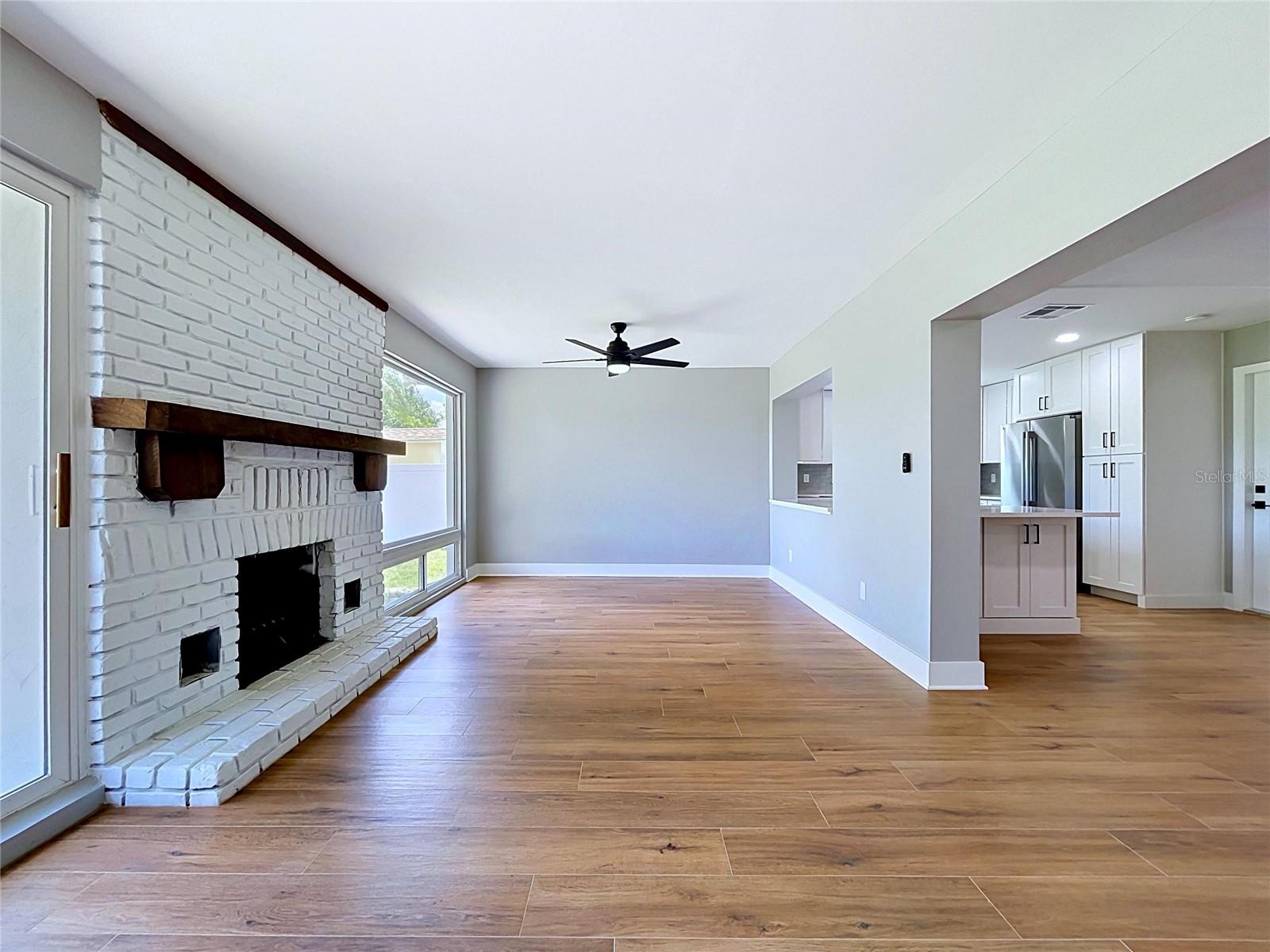 BAYWOOD VILLAGE SEC 4 - Residential
