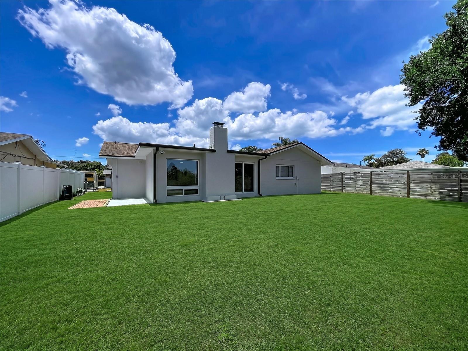 BAYWOOD VILLAGE SEC 4 - Residential