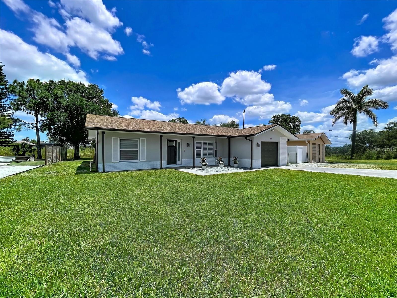 BAYWOOD VILLAGE SEC 4 - Residential