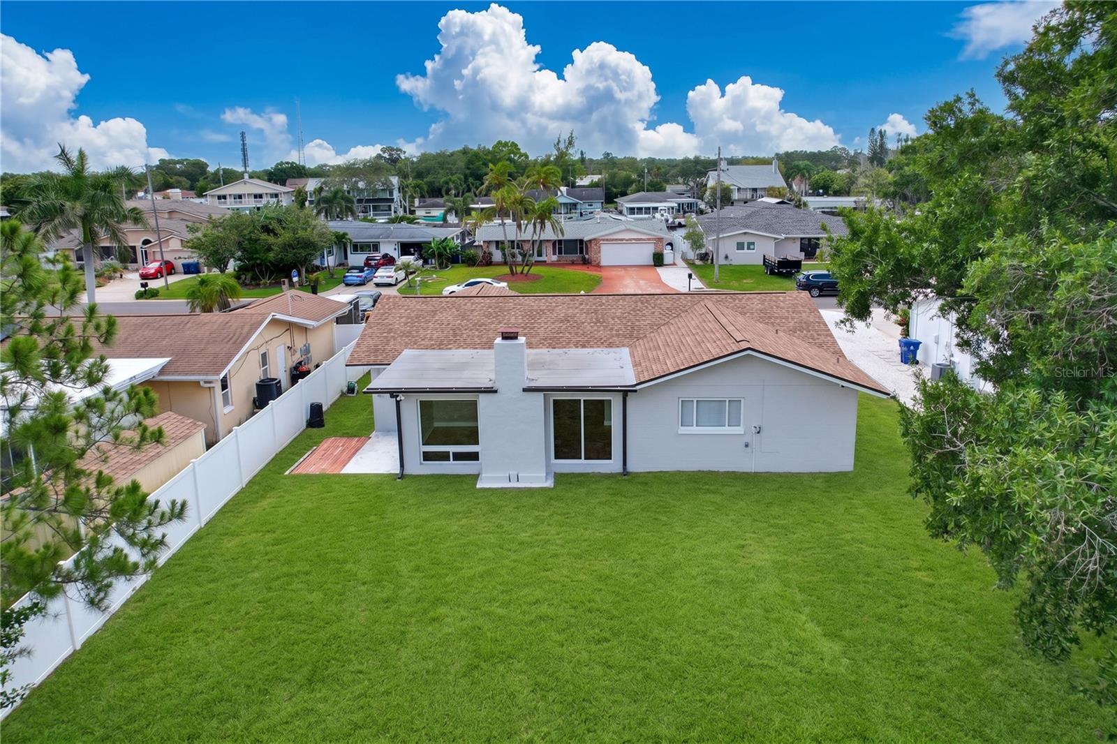 BAYWOOD VILLAGE SEC 4 - Residential
