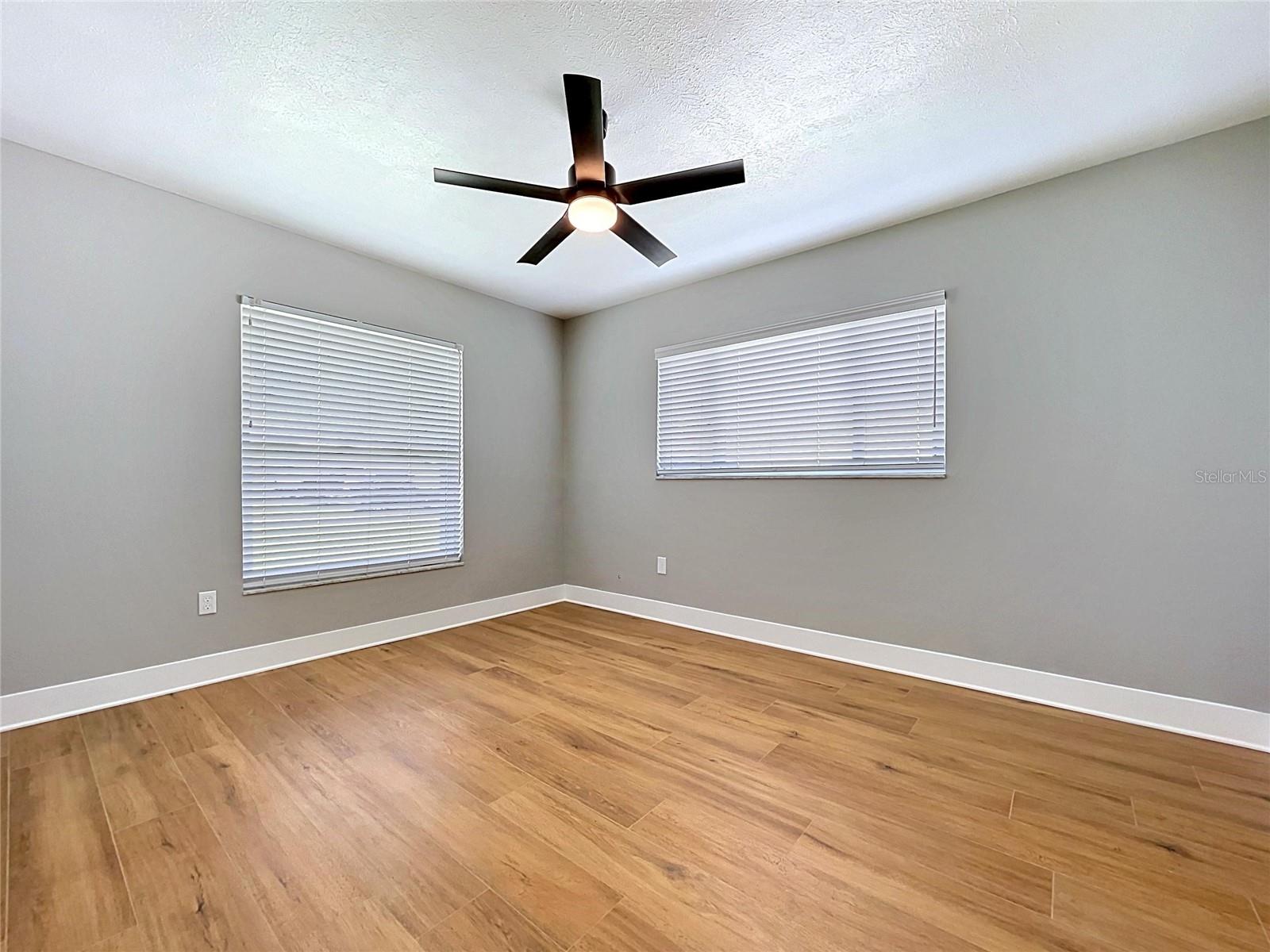 BAYWOOD VILLAGE SEC 4 - Residential