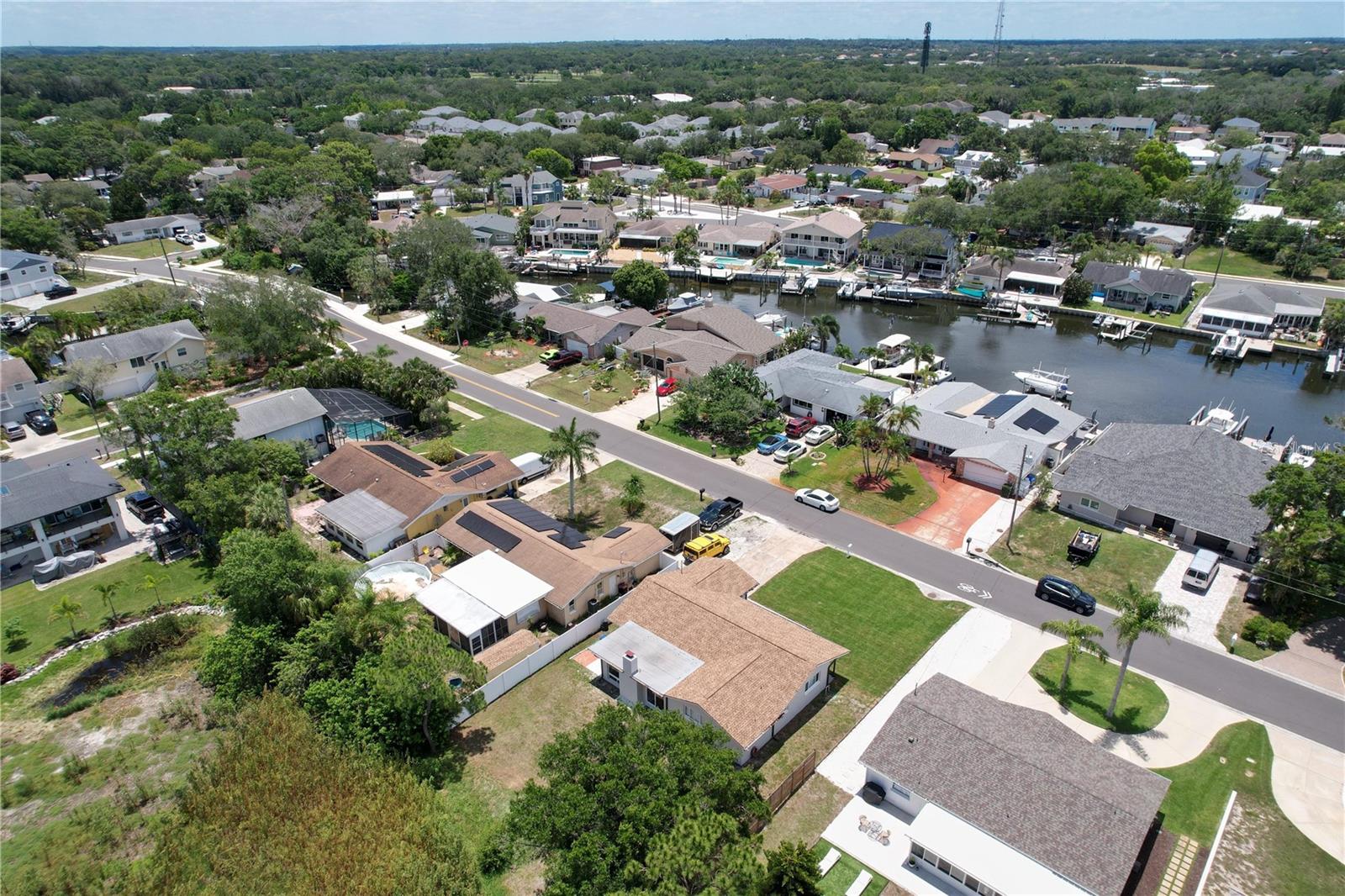 BAYWOOD VILLAGE SEC 4 - Residential