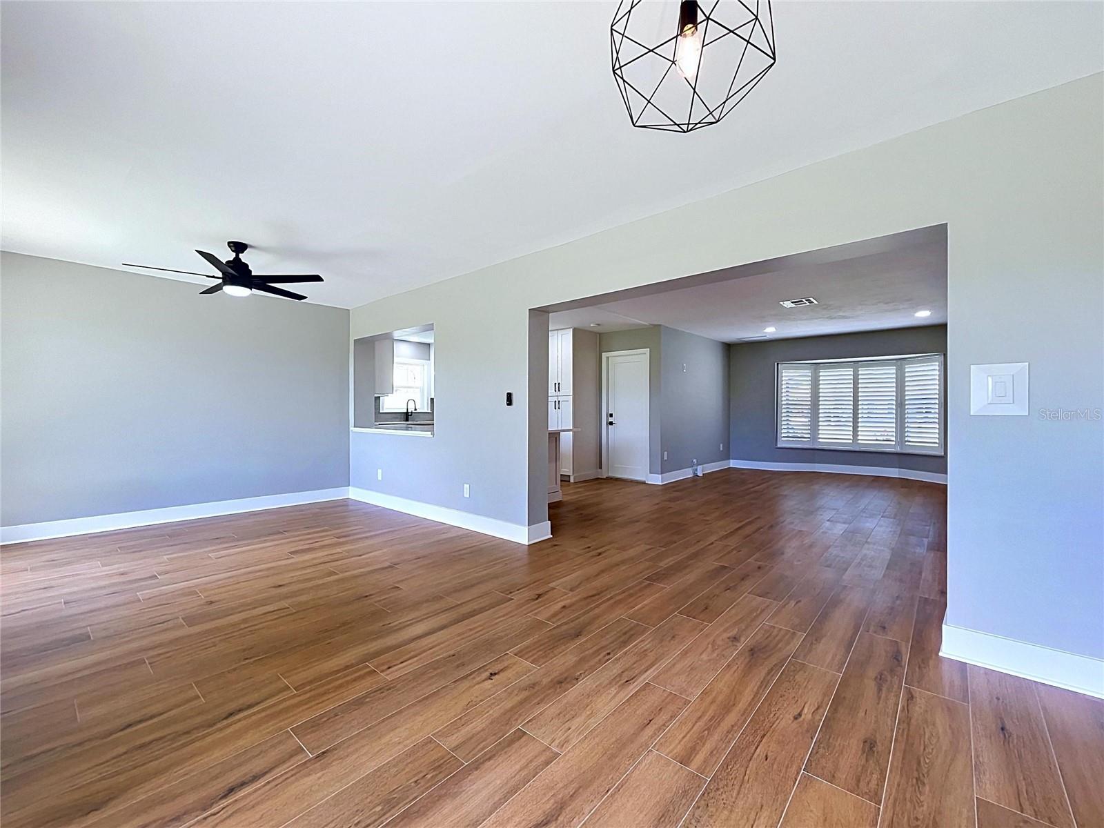 BAYWOOD VILLAGE SEC 4 - Residential