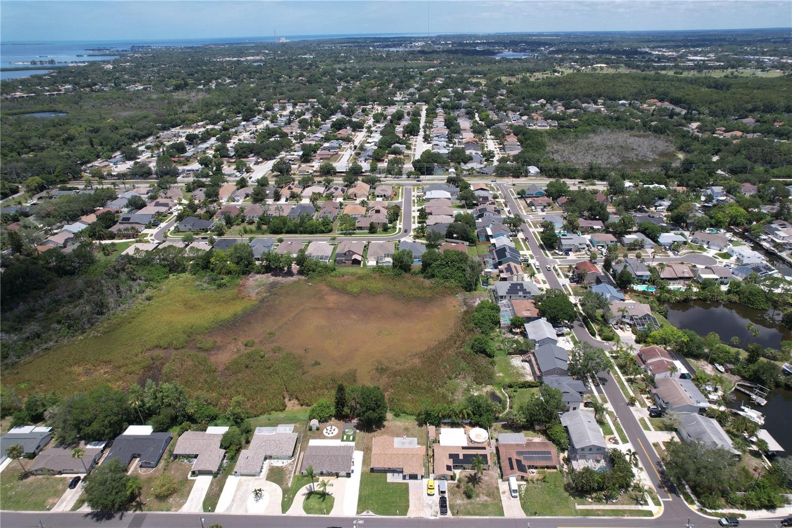 BAYWOOD VILLAGE SEC 4 - Residential