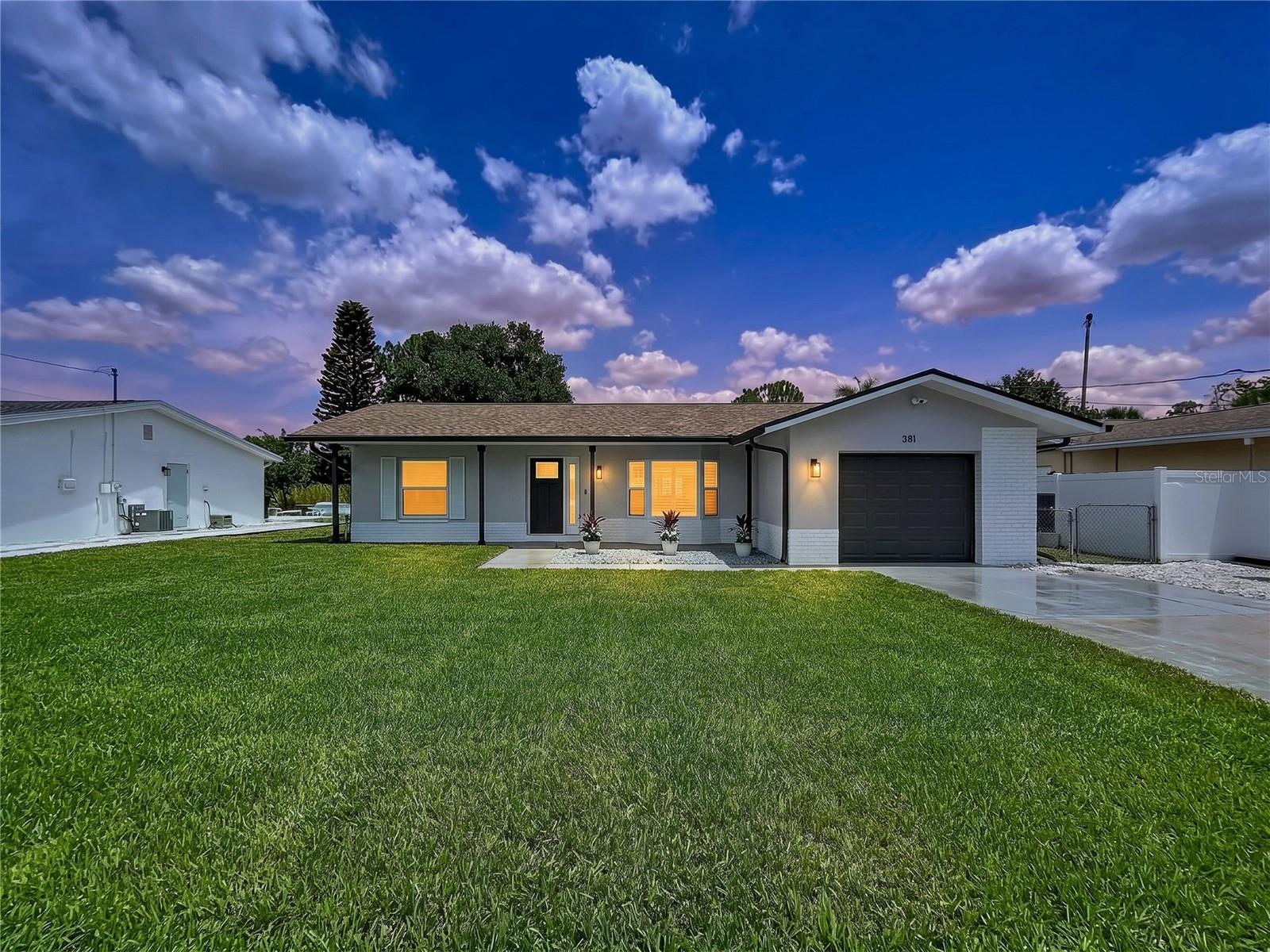 BAYWOOD VILLAGE SEC 4 - Residential