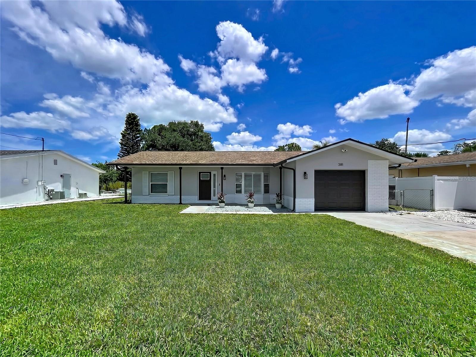 BAYWOOD VILLAGE SEC 4 - Residential