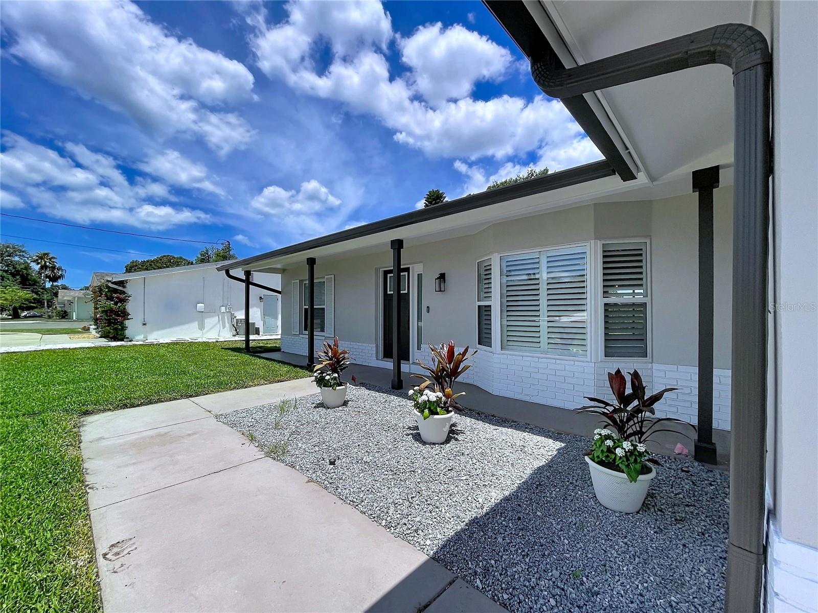 BAYWOOD VILLAGE SEC 4 - Residential