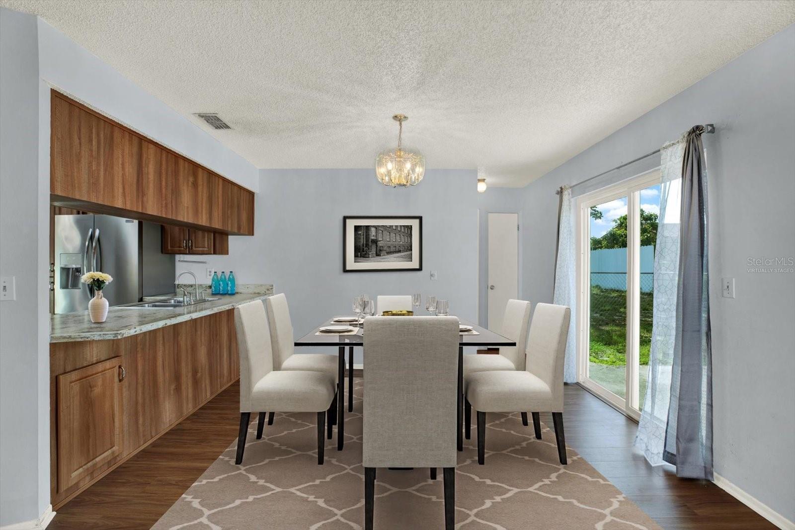 THE LAKES - Residential
