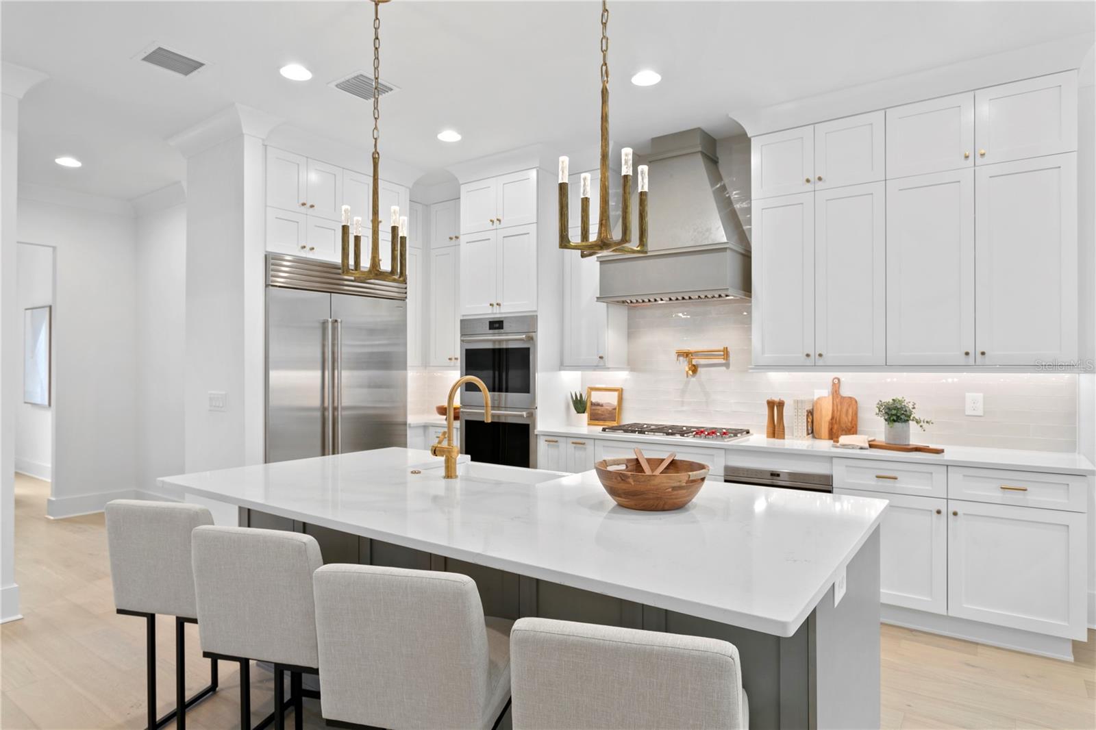 BAY VIEW ESTATES - Residential