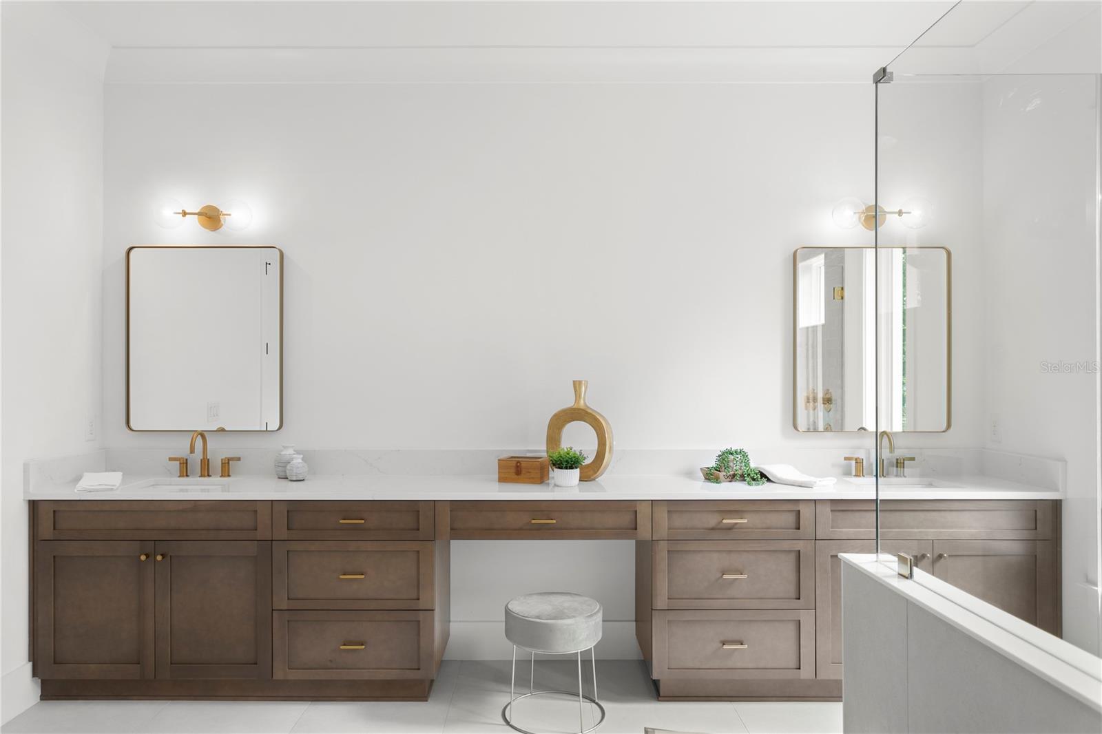 BAY VIEW ESTATES - Residential