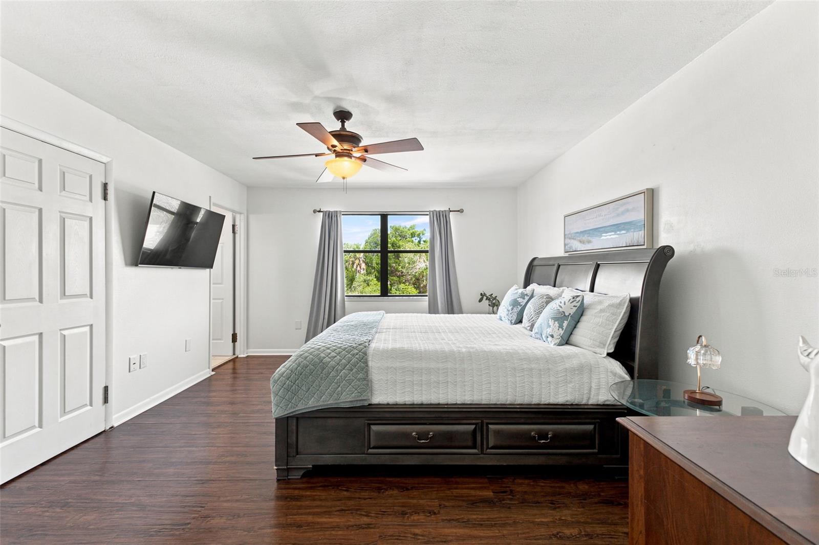 HERNANDO BEACH - Residential