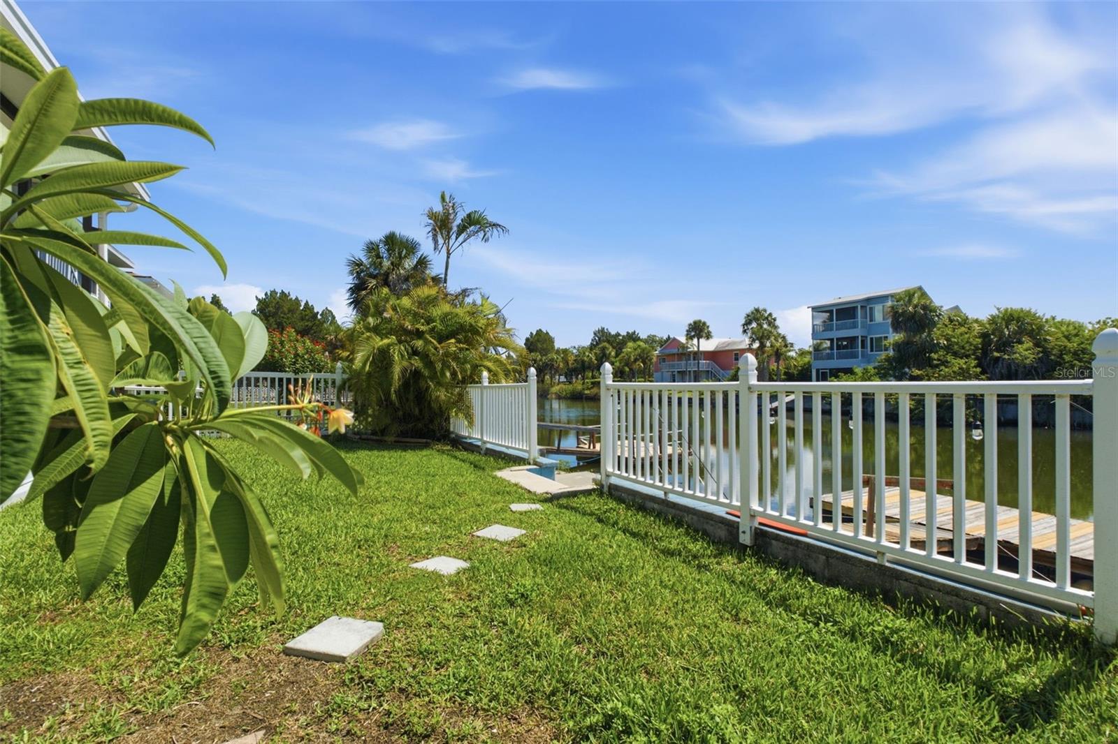 HERNANDO BEACH - Residential