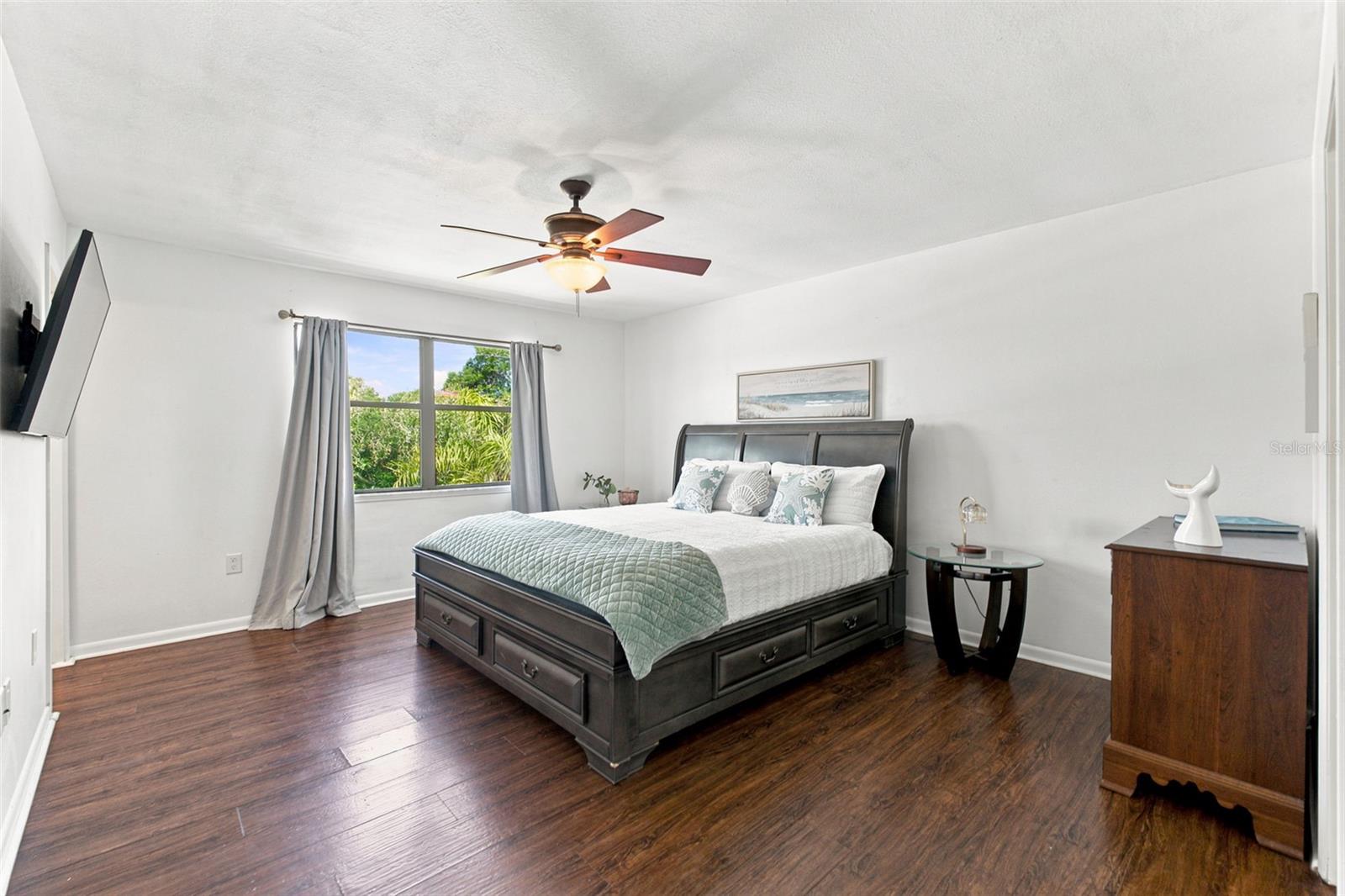 HERNANDO BEACH - Residential