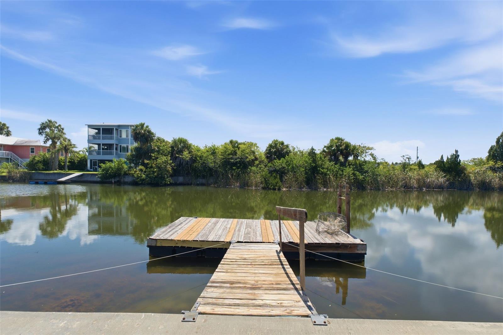HERNANDO BEACH - Residential
