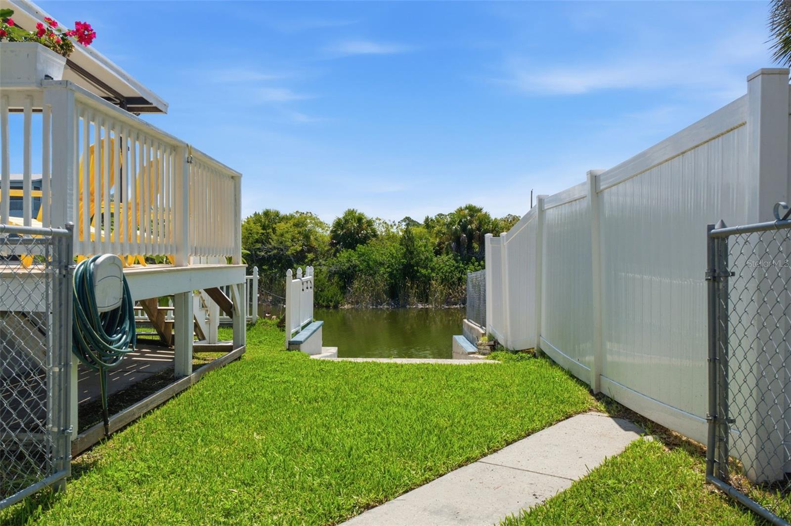 HERNANDO BEACH - Residential
