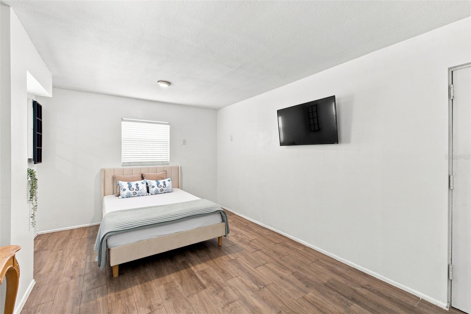 HERNANDO BEACH - Residential