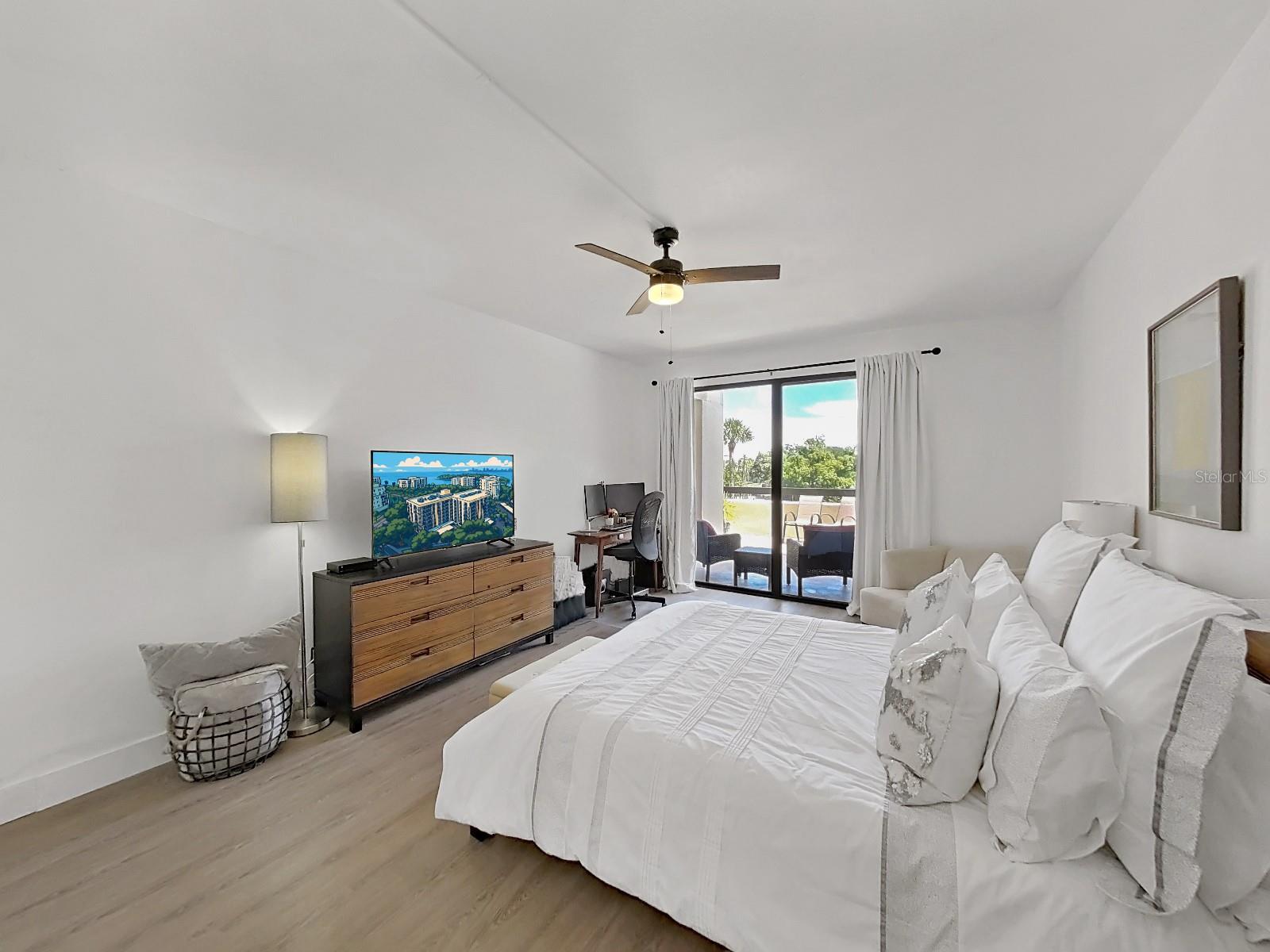 BELLEVIEW BILTMORE VILLAS OAKS 150 - Residential