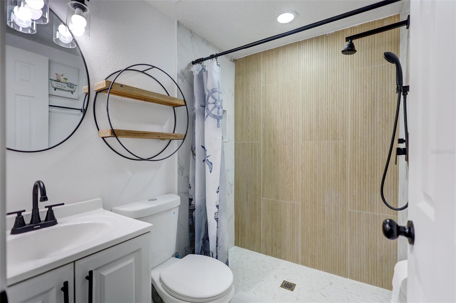 CISNEY HOMES - Residential