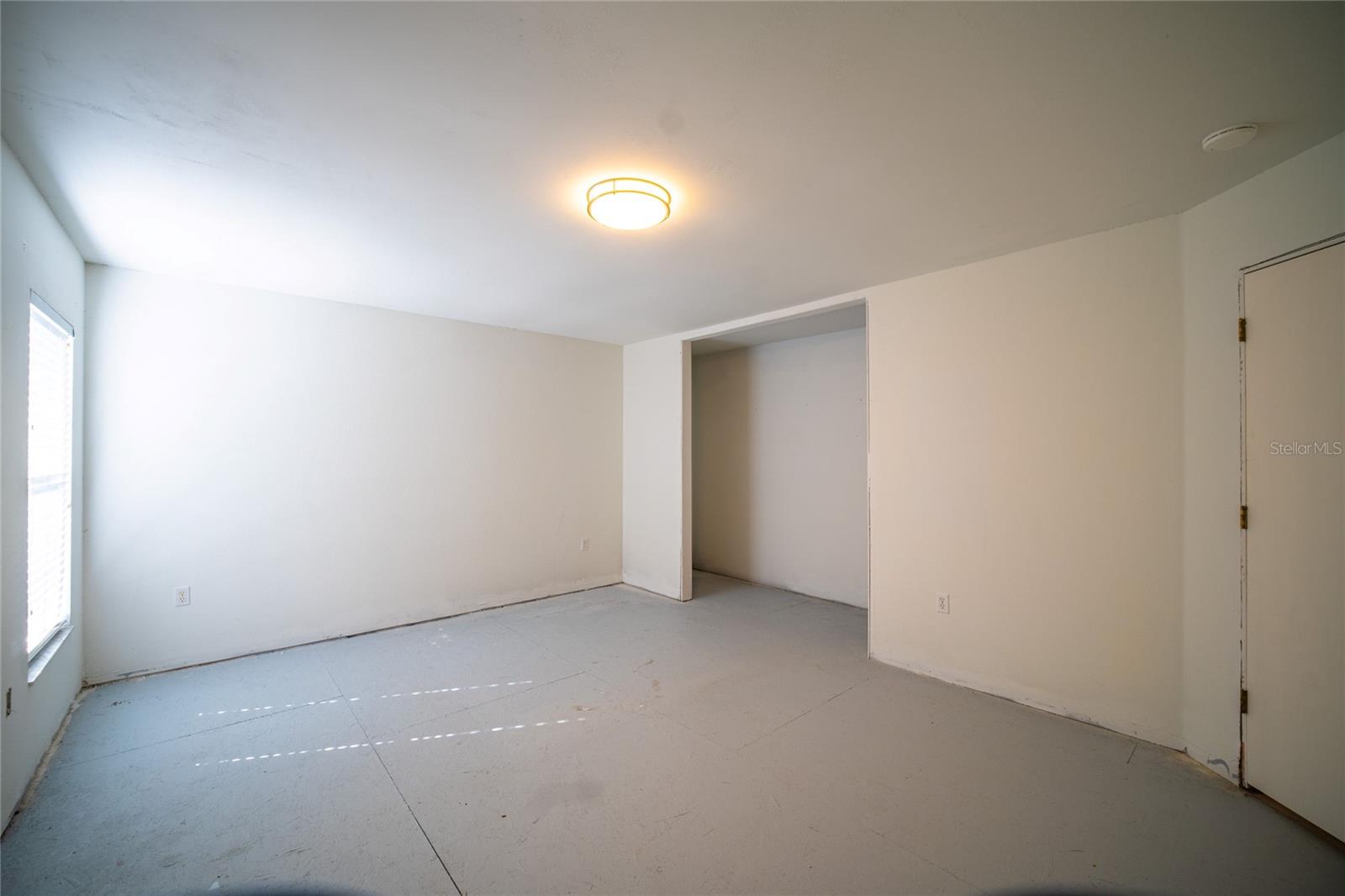 WAVERLEE WOODS UNIT 1 - Residential