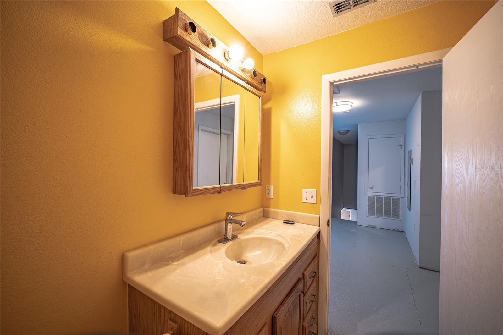 WAVERLEE WOODS UNIT 1 - Residential
