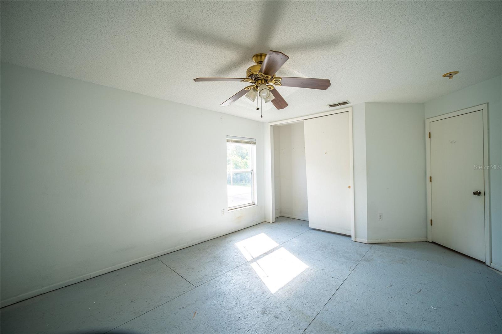 WAVERLEE WOODS UNIT 1 - Residential