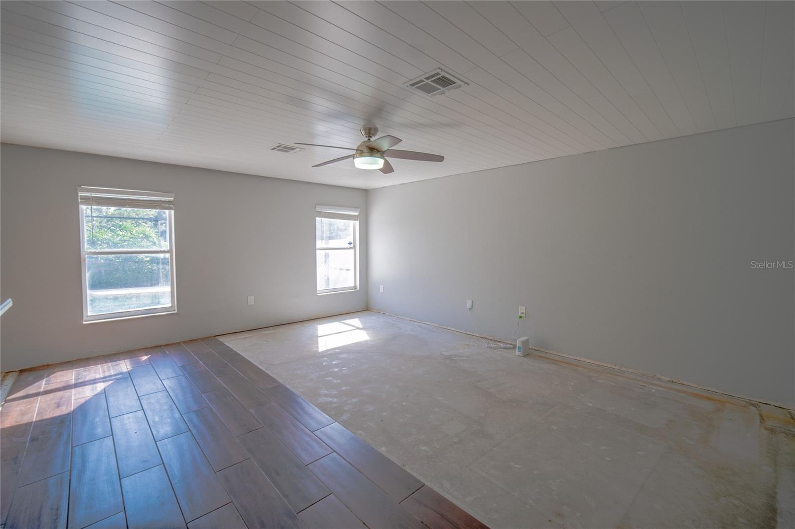 WAVERLEE WOODS UNIT 1 - Residential