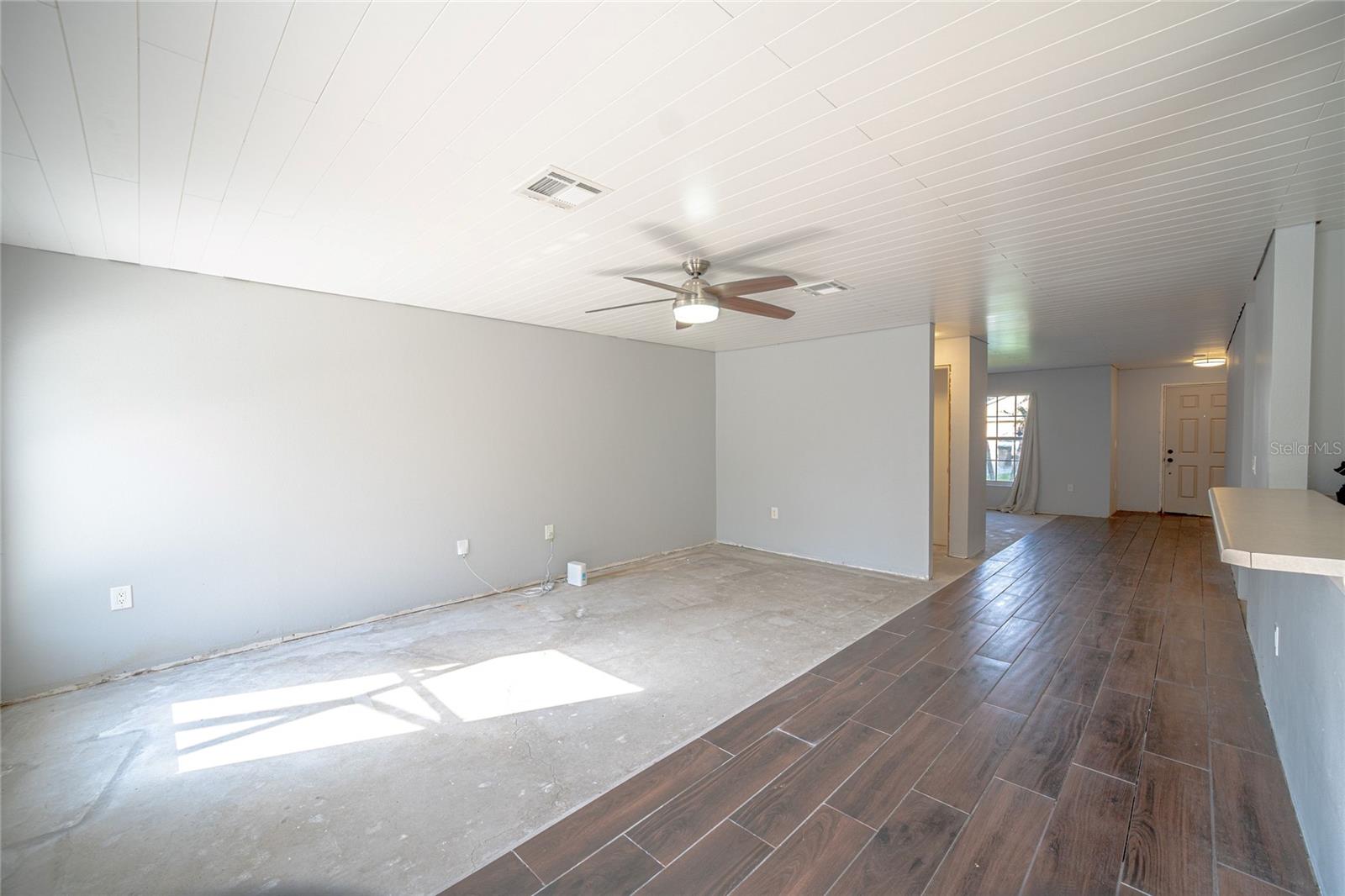 WAVERLEE WOODS UNIT 1 - Residential