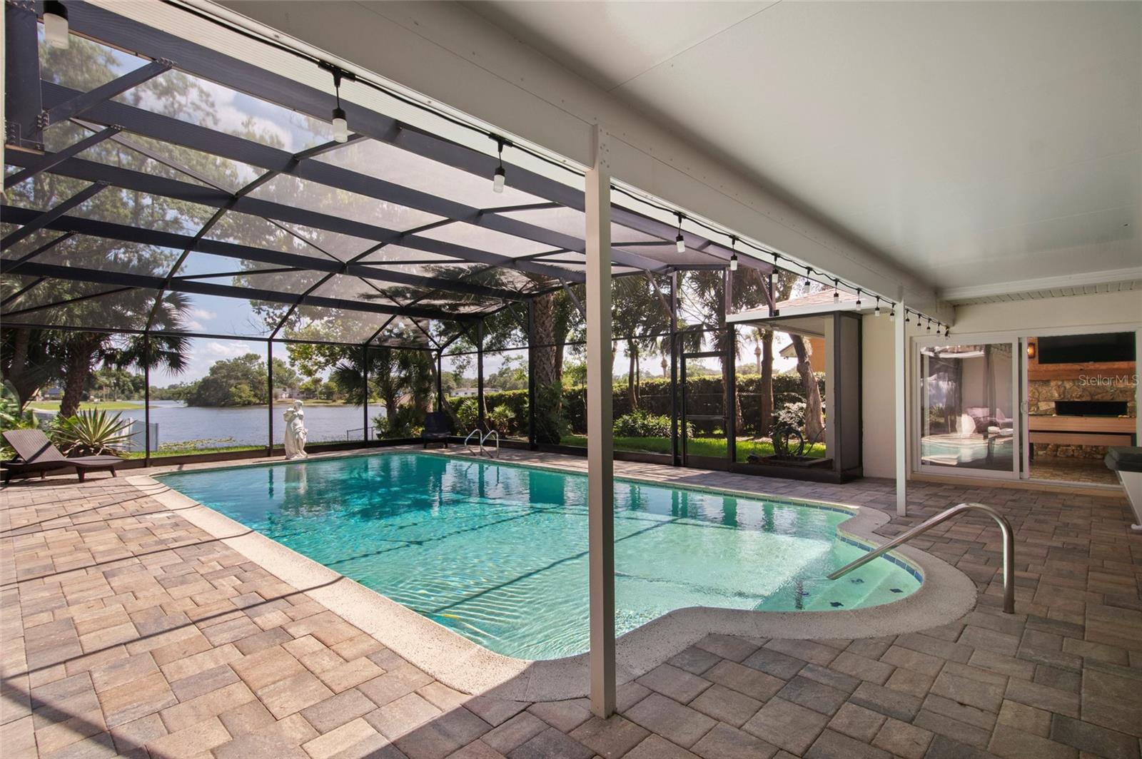 SPRING LAKE HILLS - Residential