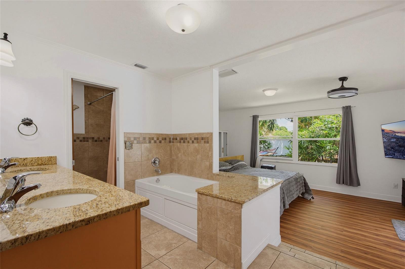 SPRING LAKE HILLS - Residential