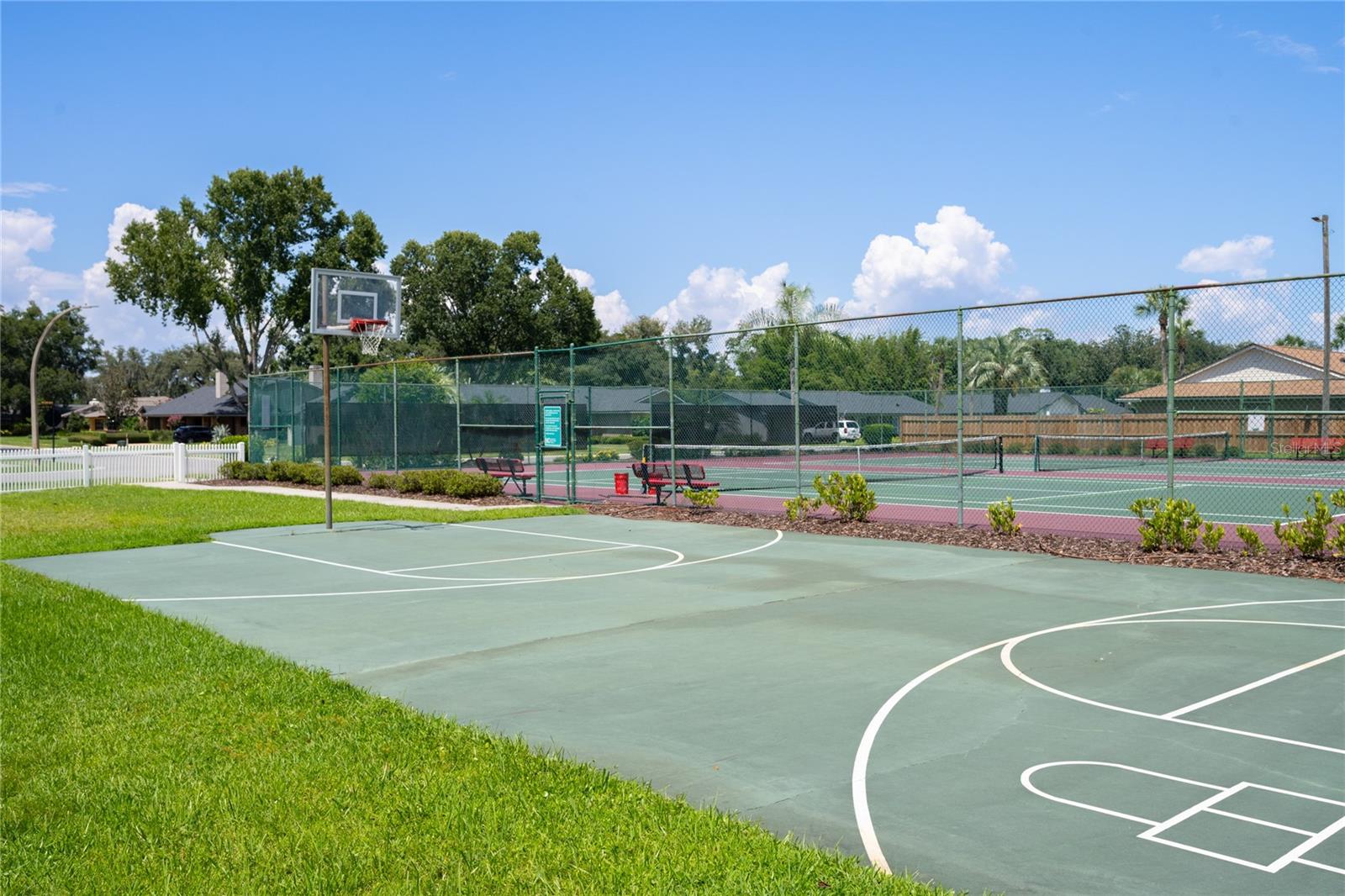 SPRING LAKE HILLS - Residential