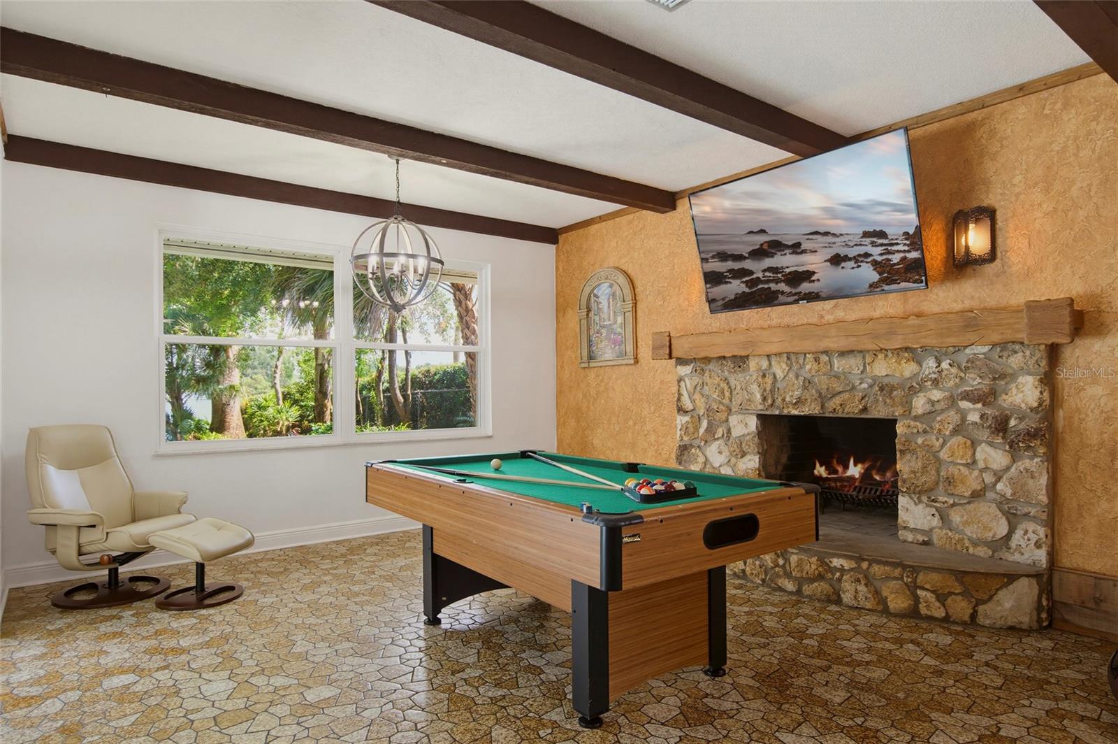 SPRING LAKE HILLS - Residential